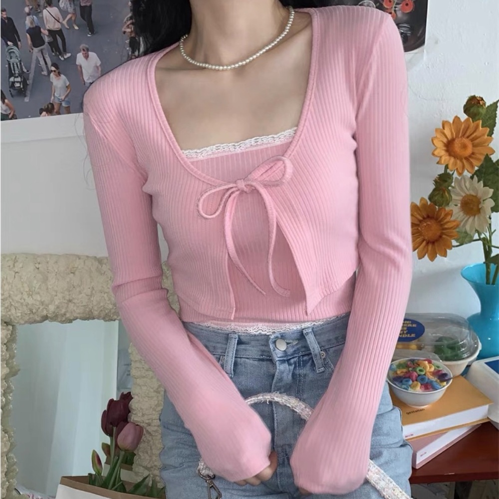 Korean Kpop Pastel Pink Two-piece 2 Way White Lace Cardigan Crop Top Blouse Set